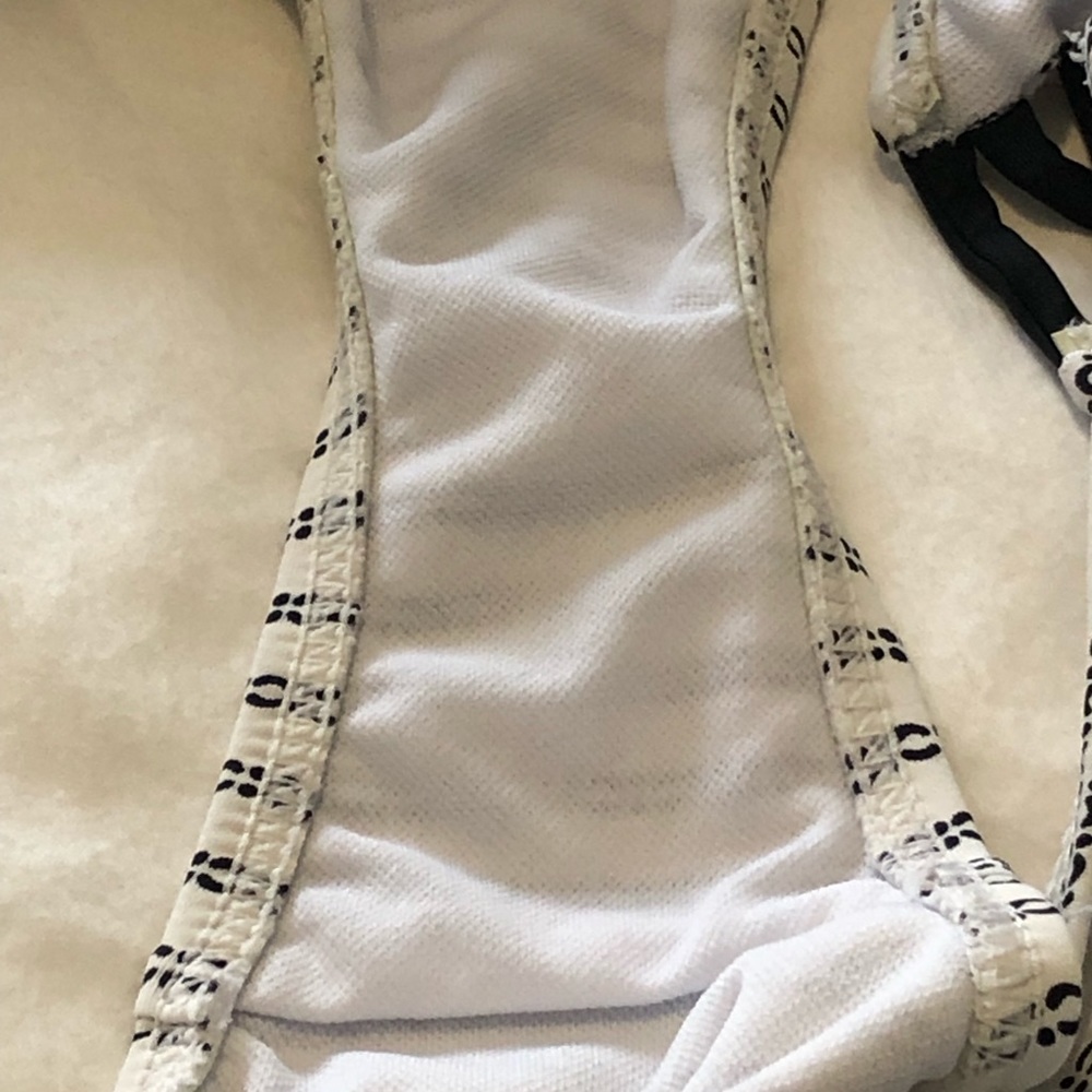 FREE WITH PURCHASE White/Black Striped Bottoms (S) - Picture 4 of 8